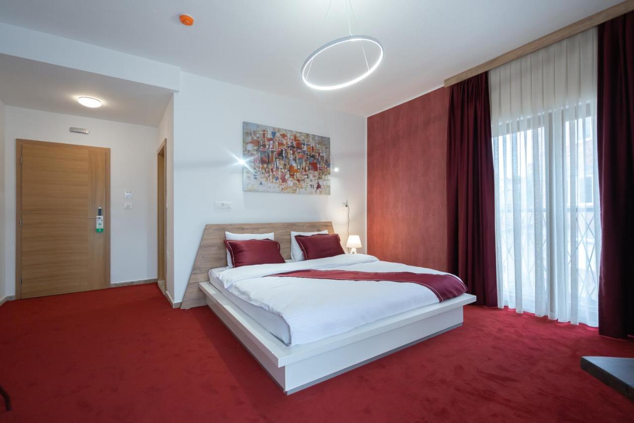 Austrian Palace Hotel Skopje Buitenkant foto