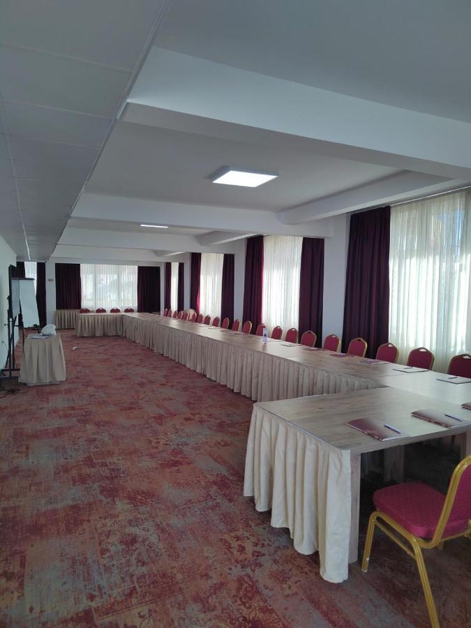 Austrian Palace Hotel Skopje Buitenkant foto